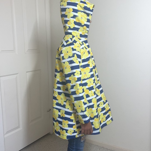 Gymboree girls raincoat - Picture 1 of 5